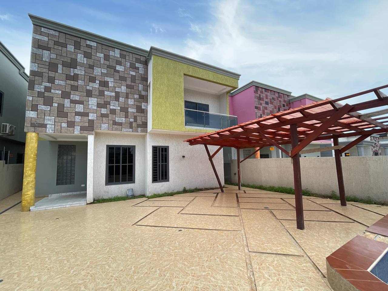 Property Featured Image